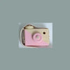 Appareil photo en bois enfant rose et beige avec une sangle pour les enfants